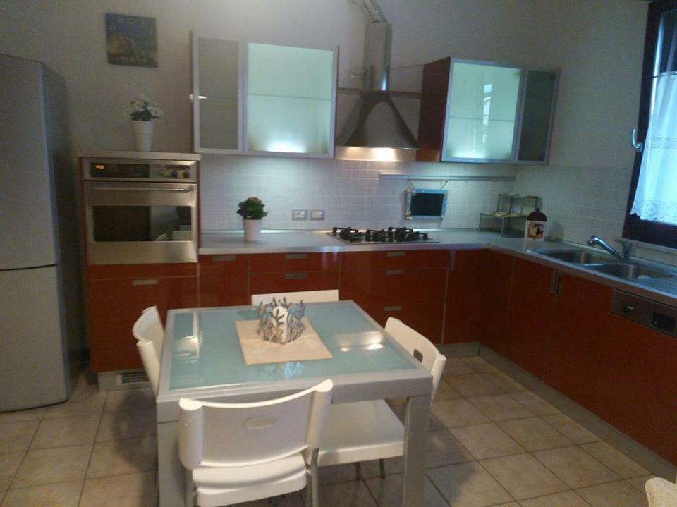 Appartamento Viserba Mare/Fiera Rimini Exteriör bild